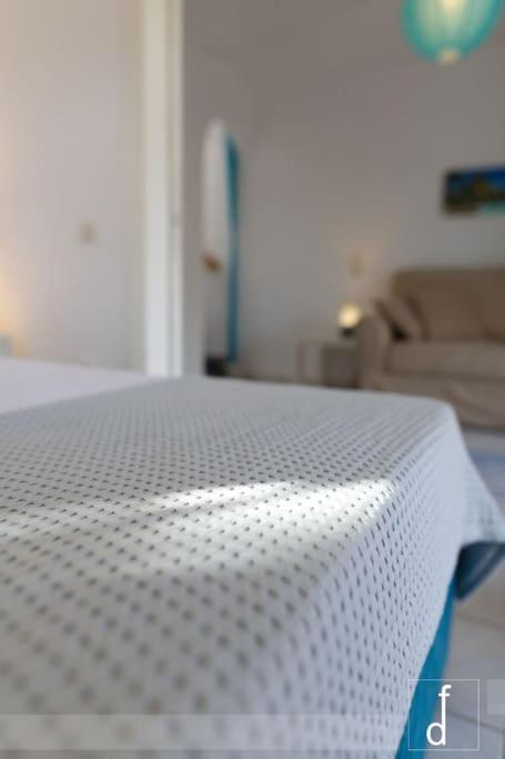 Karantou Villa Tirós Eksteriør billede